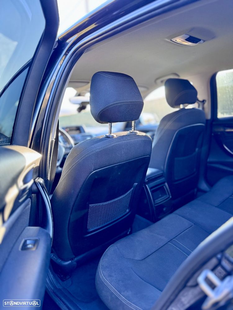 BMW 116 d Line Sport - 12