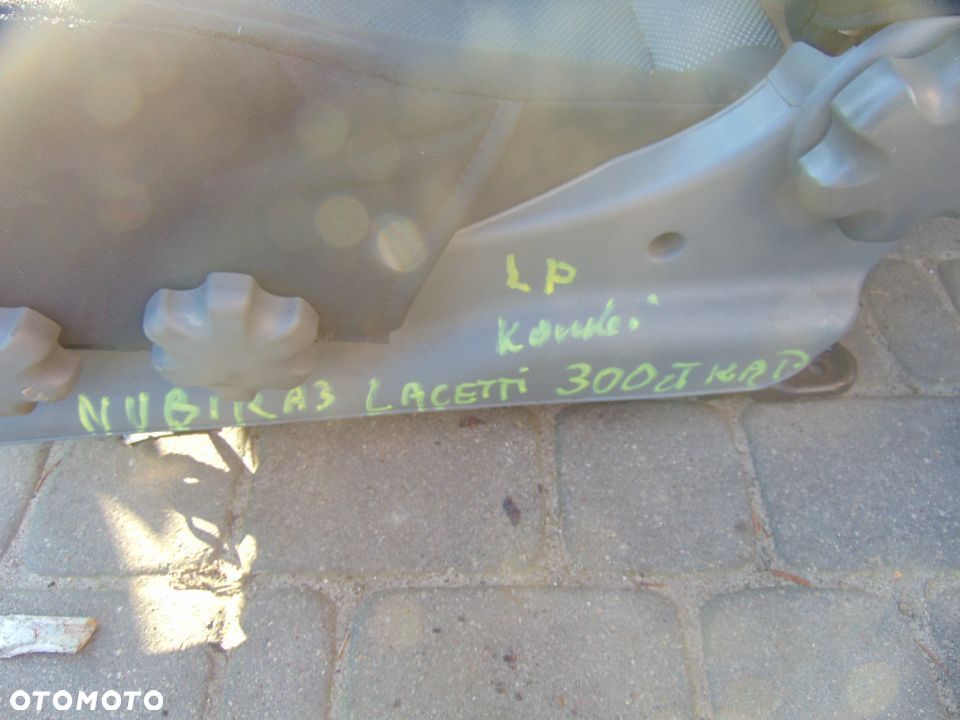 Fotele Chevrolet lacetti nubira 3 Kombi bez lewego przódu - 1