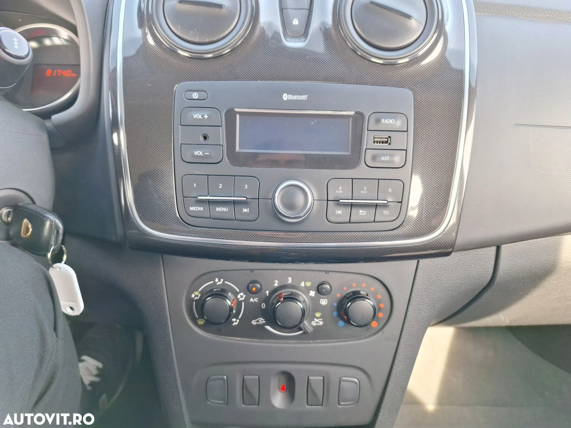 Dacia Logan - 15