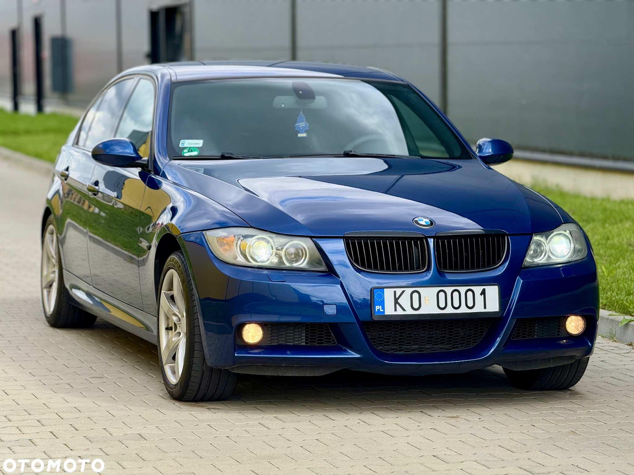 BMW Seria 3 320i - 3