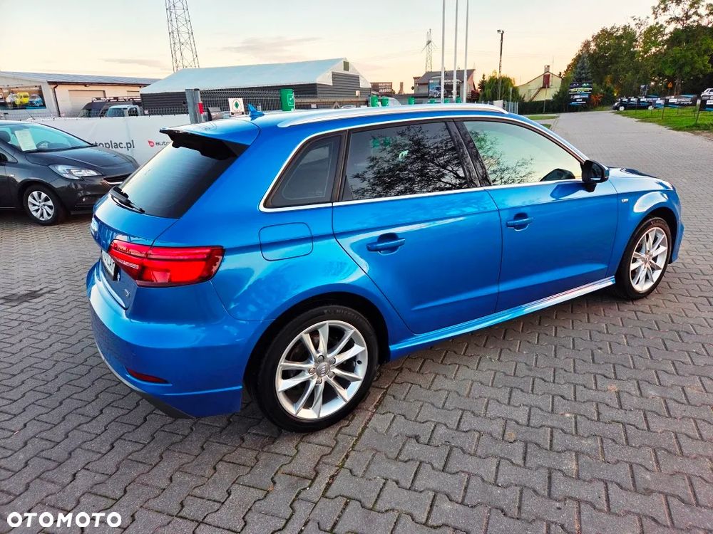 Audi A3 Sportback 2.0 TDI S tronic S line Sportpaket - 6