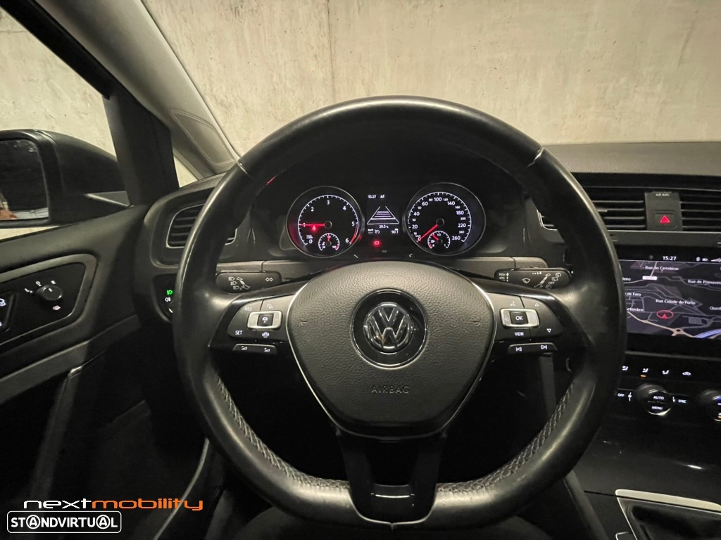 VW Golf Variant 1.6 TDi Confortline - 17