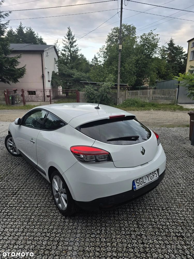 Renault Megane 1.9 dCi FAP Dynamique - 10