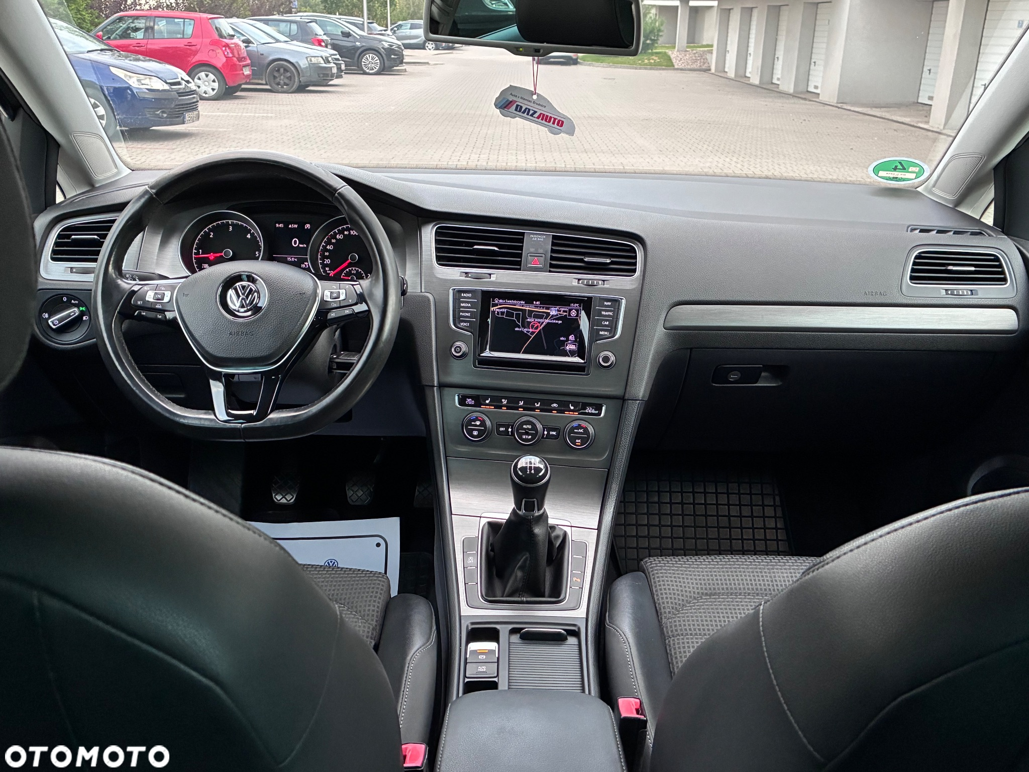 Volkswagen Golf 1.6 TDI BlueMotion Technology Trendline - 8