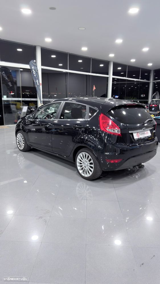 Ford Fiesta - 4