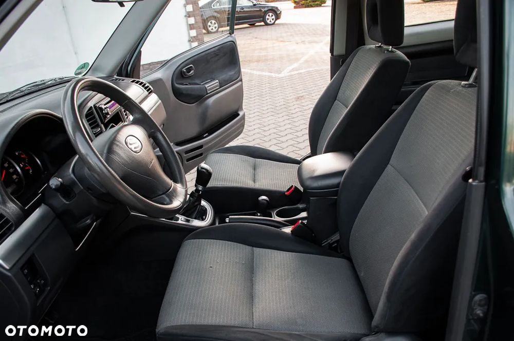 Suzuki Grand Vitara 1.6 Comfort - 12