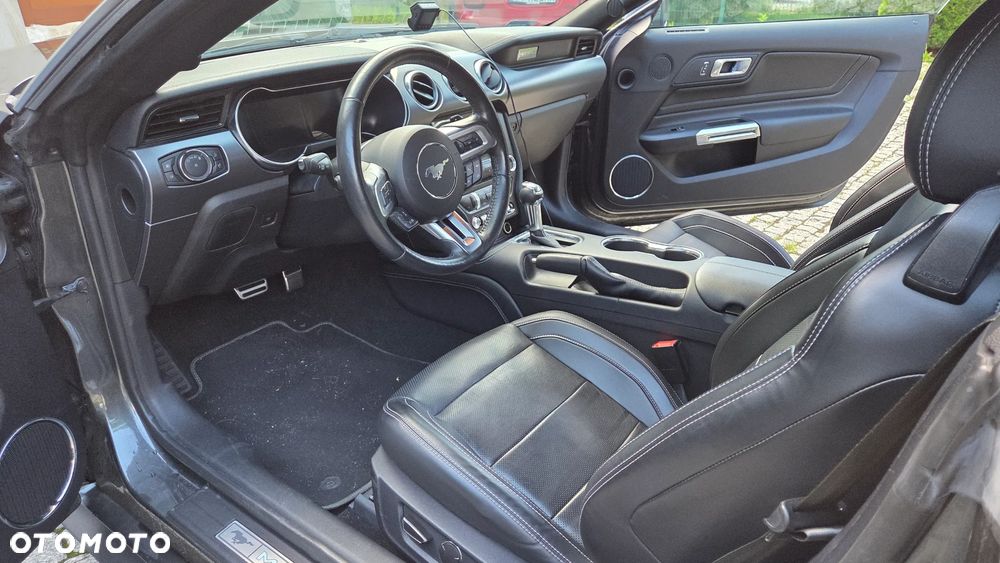 Ford Mustang 5.0 V8 GT - 17