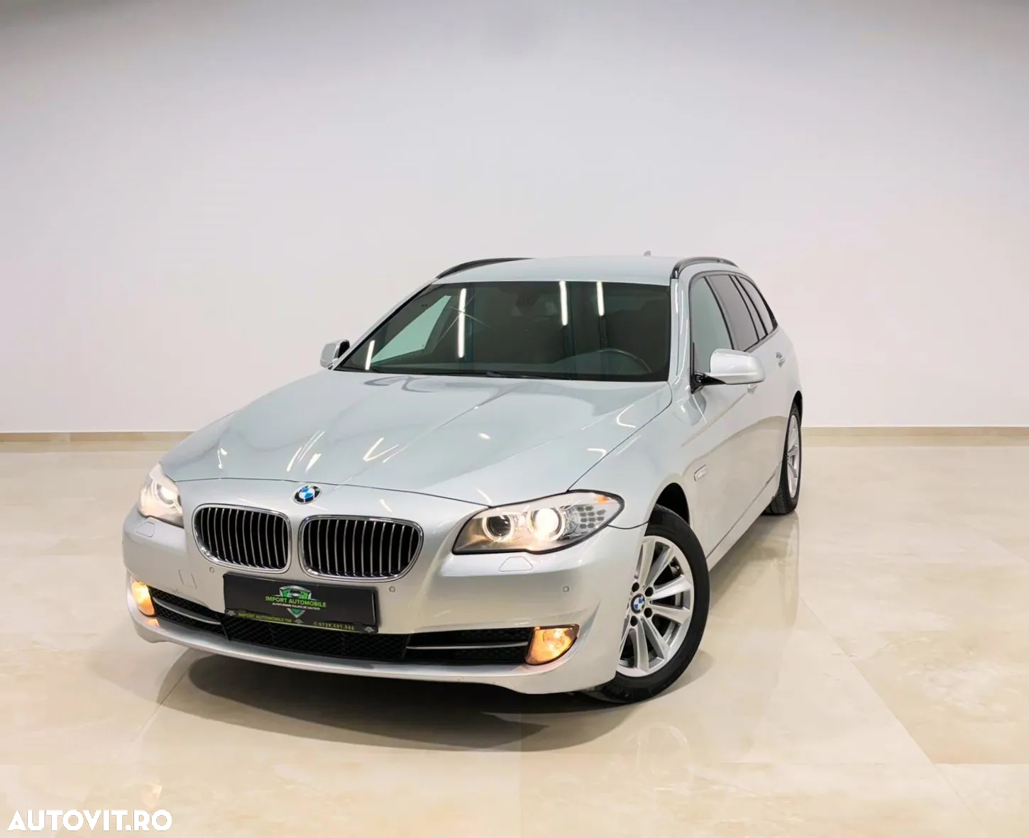 BMW Seria 5 525d xDrive Touring Sport-Aut. Modern Line - 9
