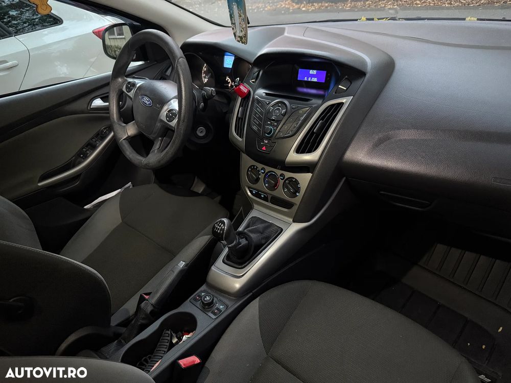 Ford Focus - 6
