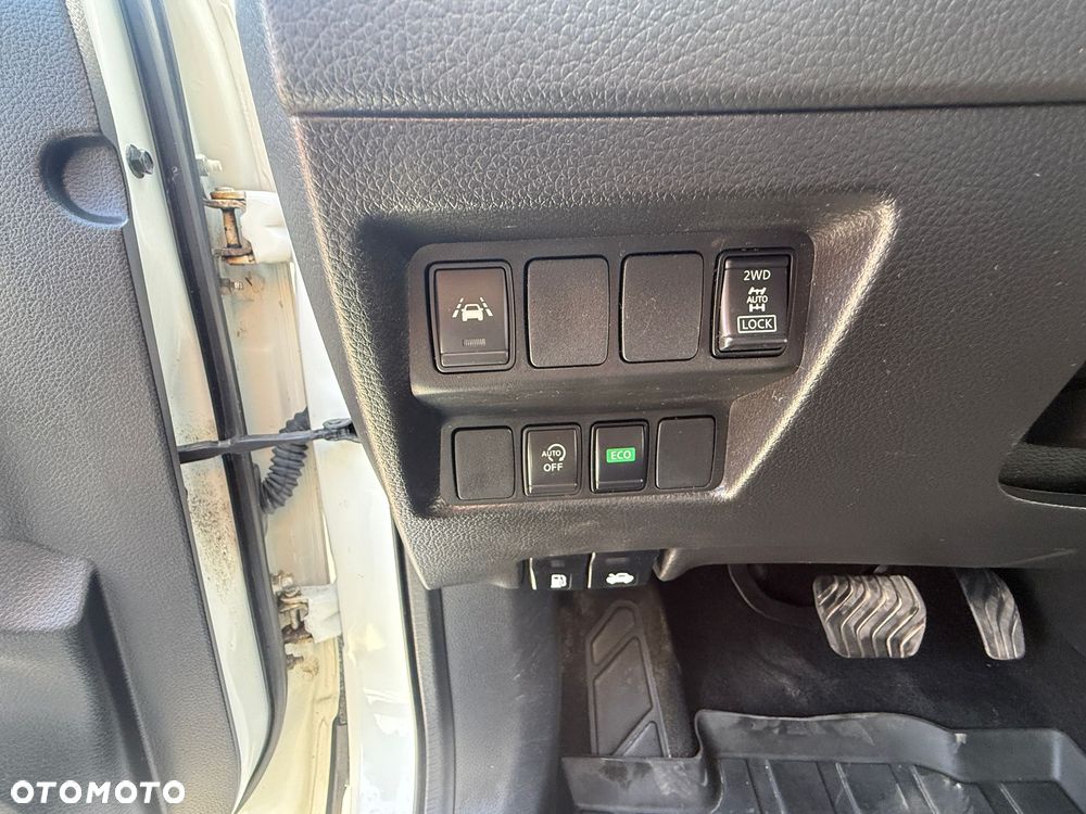 Nissan Qashqai 1.7 dCi Xtronic ALL-MODE 4x4i TEKNA - 27