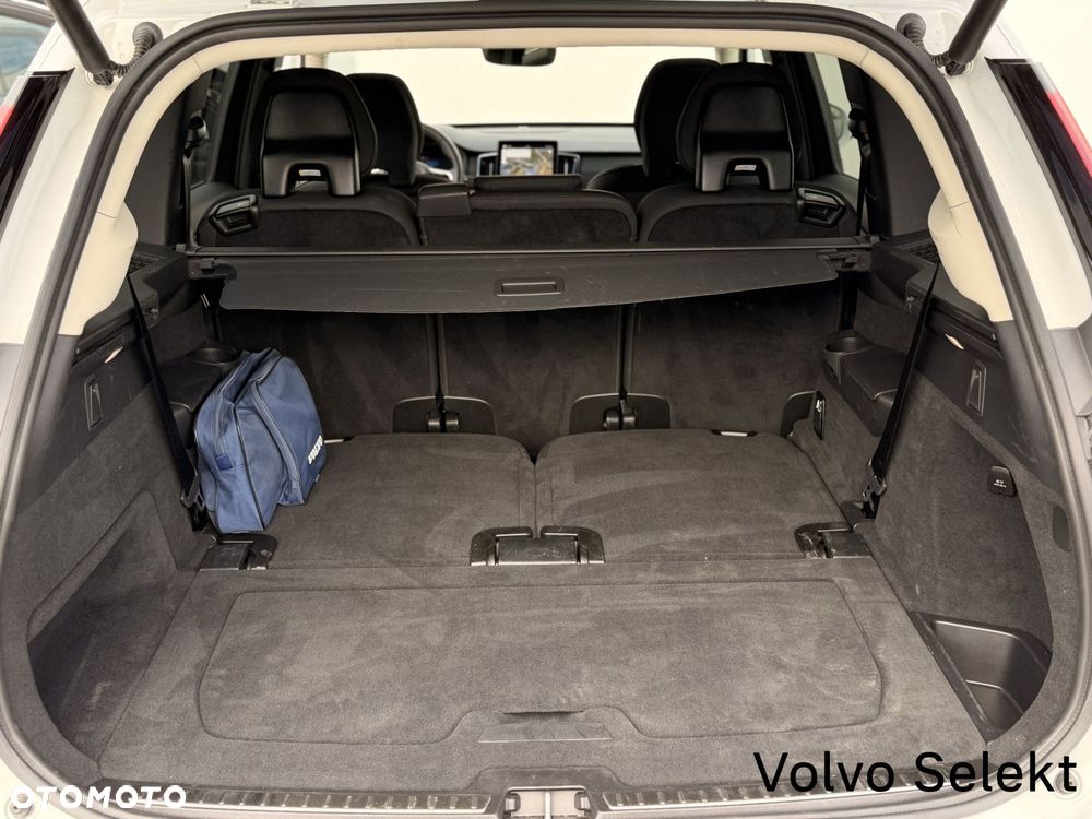 Volvo XC 90 - 30