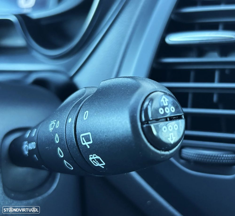 Renault Captur 1.5 dCi Exclusive - 24