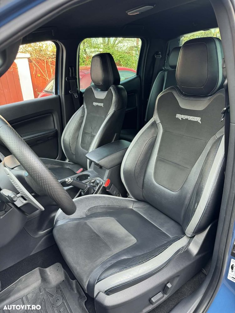 Ford Raptor - 11