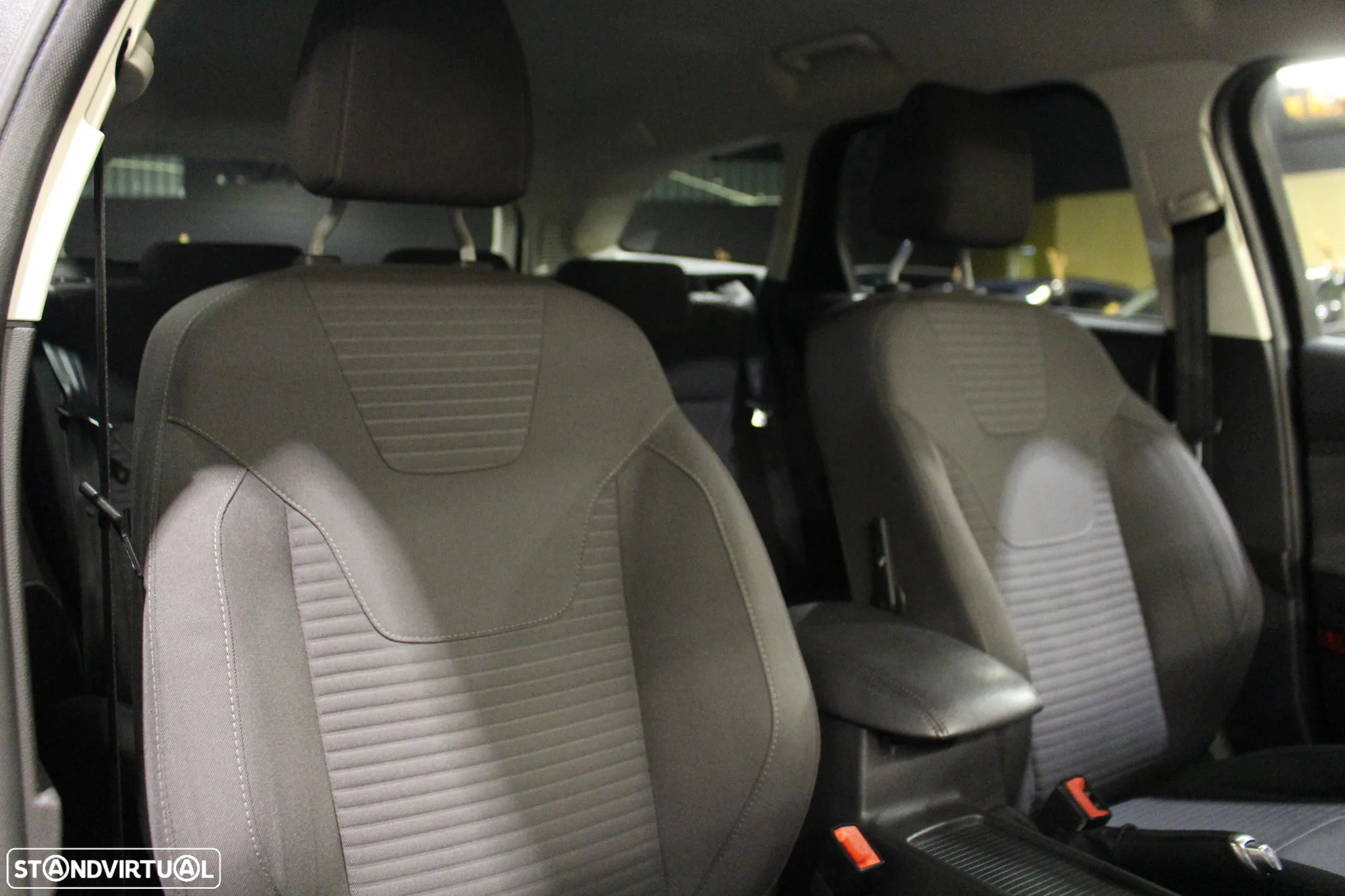 Ford Focus SW 1.5 TDCi Titanium DPS - 13