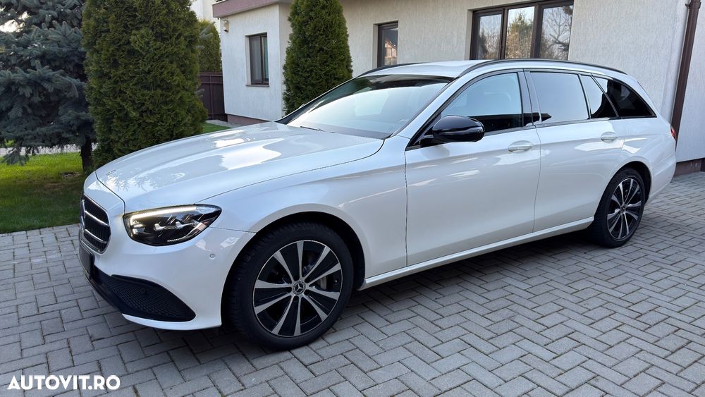 Mercedes-Benz E 300 de 4Matic 9G-TRONIC - 24