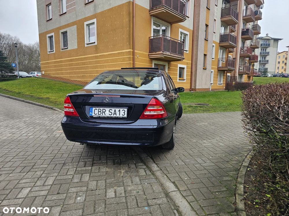 Mercedes-Benz Klasa C - 2