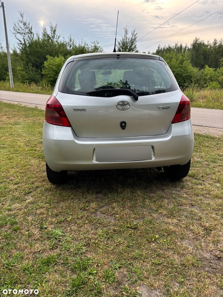 Toyota Yaris 1.4 D-4D Luna A/C - 6