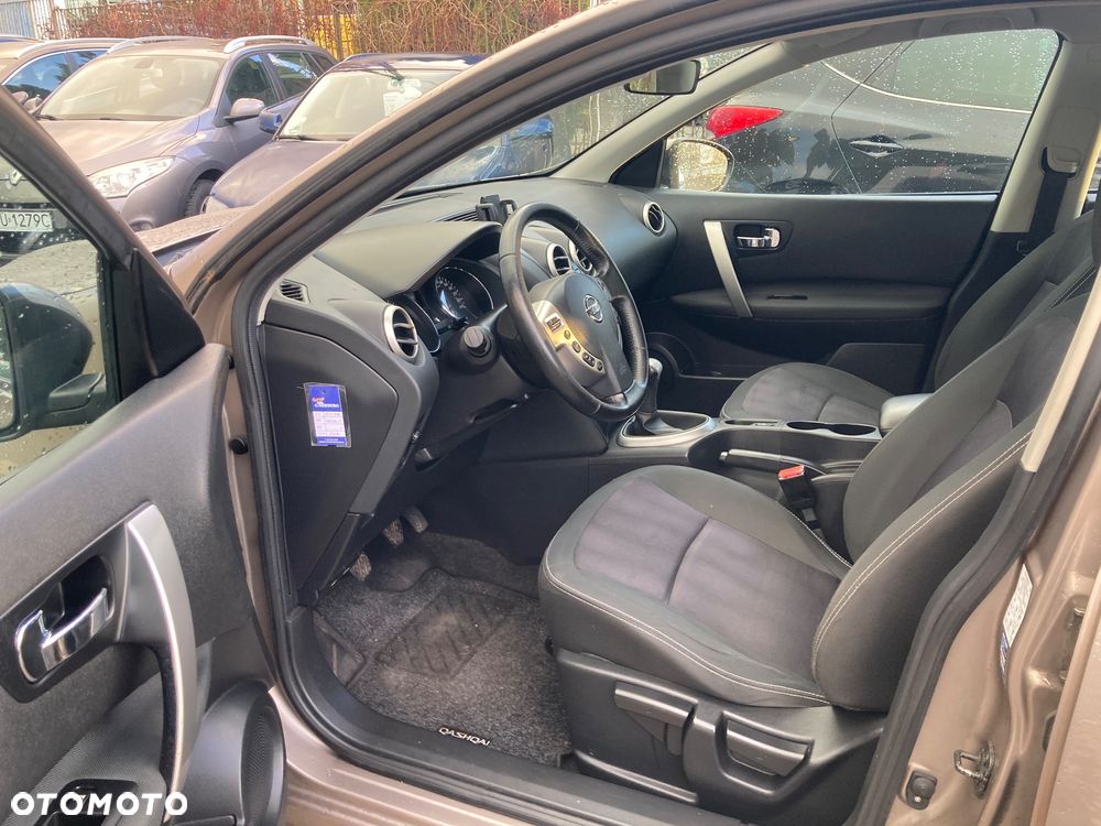 Nissan Qashqai 1.6 Visia - 7