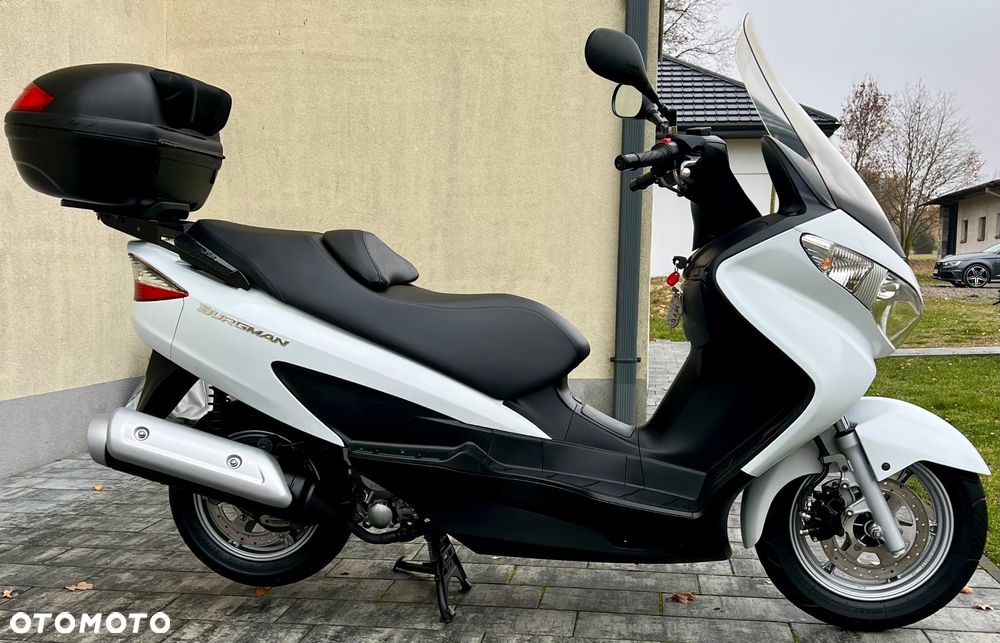 Suzuki Burgman - 3
