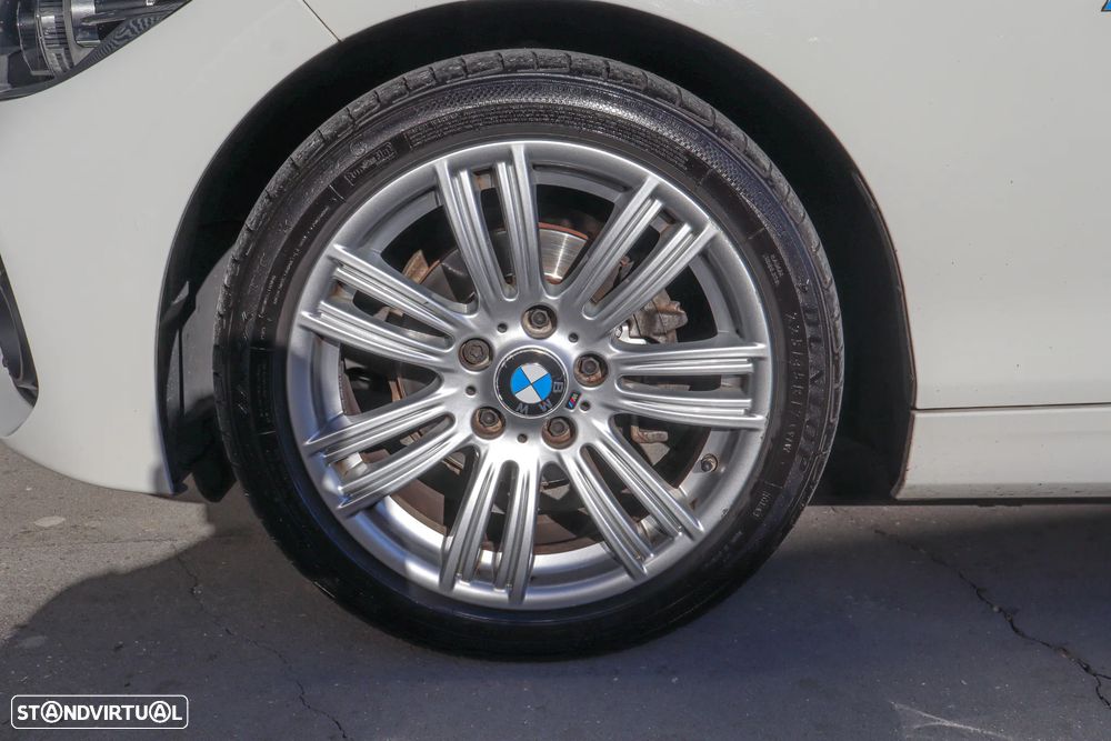 BMW 116 d Pack M - 8