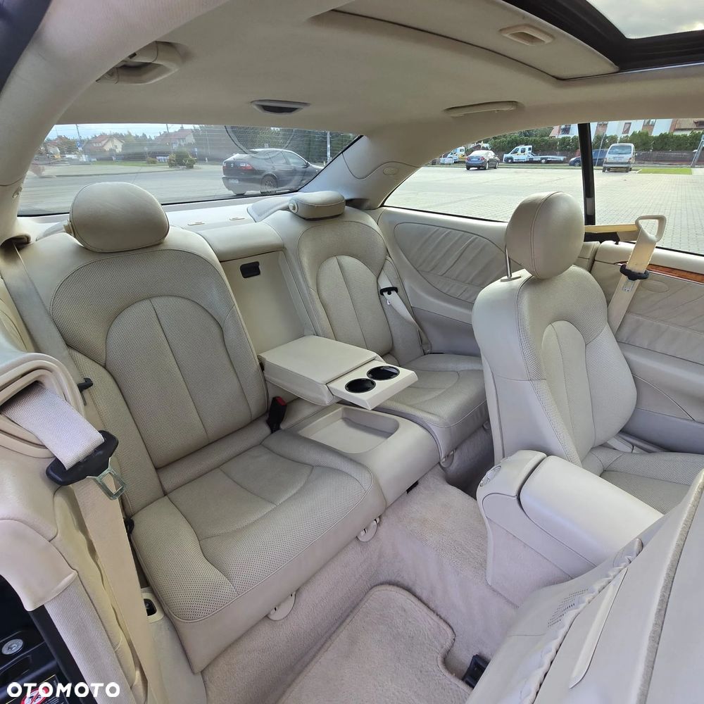 Mercedes-Benz CLK 320 Avantgarde - 28