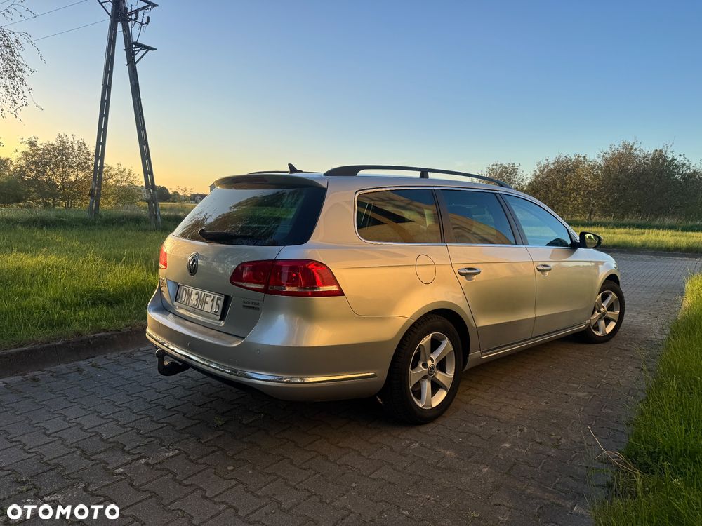 Volkswagen Passat 2.0 TDI Comfortline DSG - 17