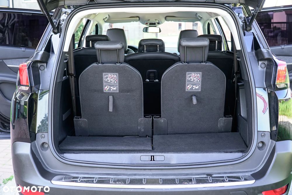 Peugeot 5008 BlueHDi 130 Allure - 24