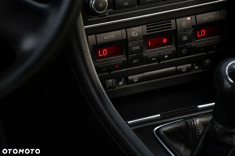 Audi A4 Limousine 1.6 - 34