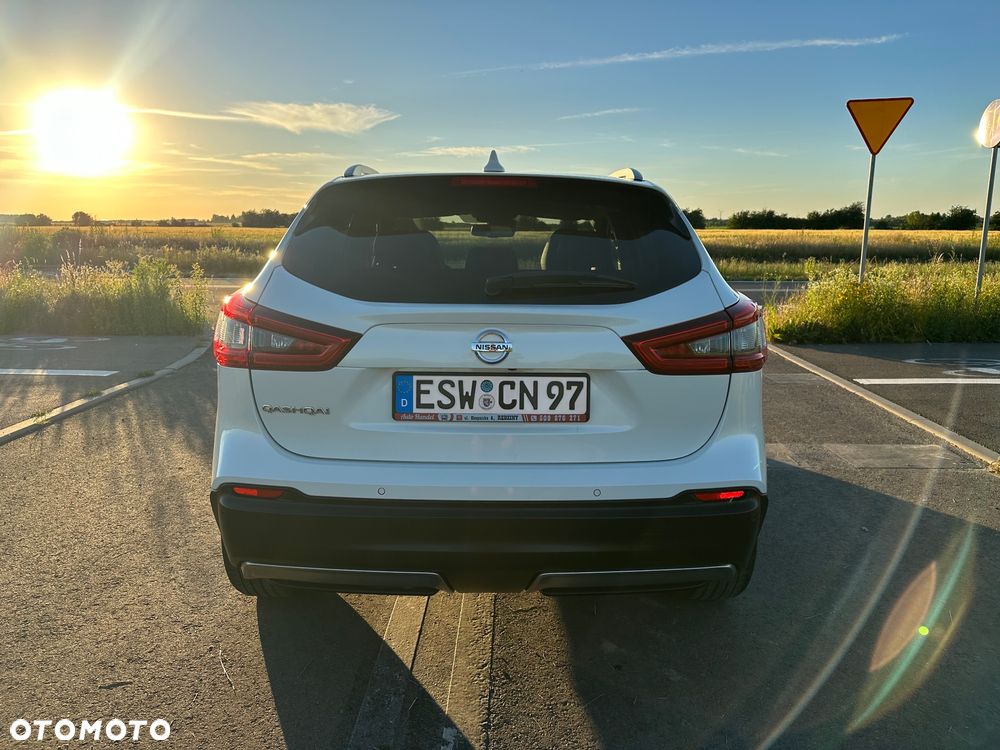 Nissan Qashqai 1.6 DIG-T Tekna - 26