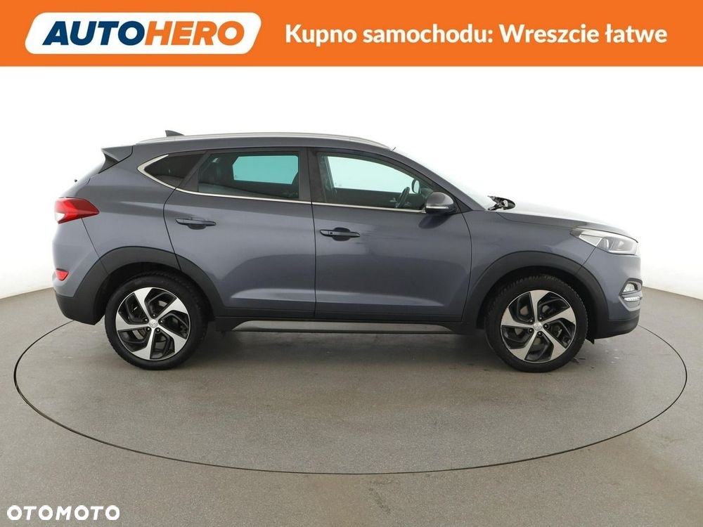 Hyundai Tucson 1.7 CRDI BlueDrive Comfort 2WD - 10