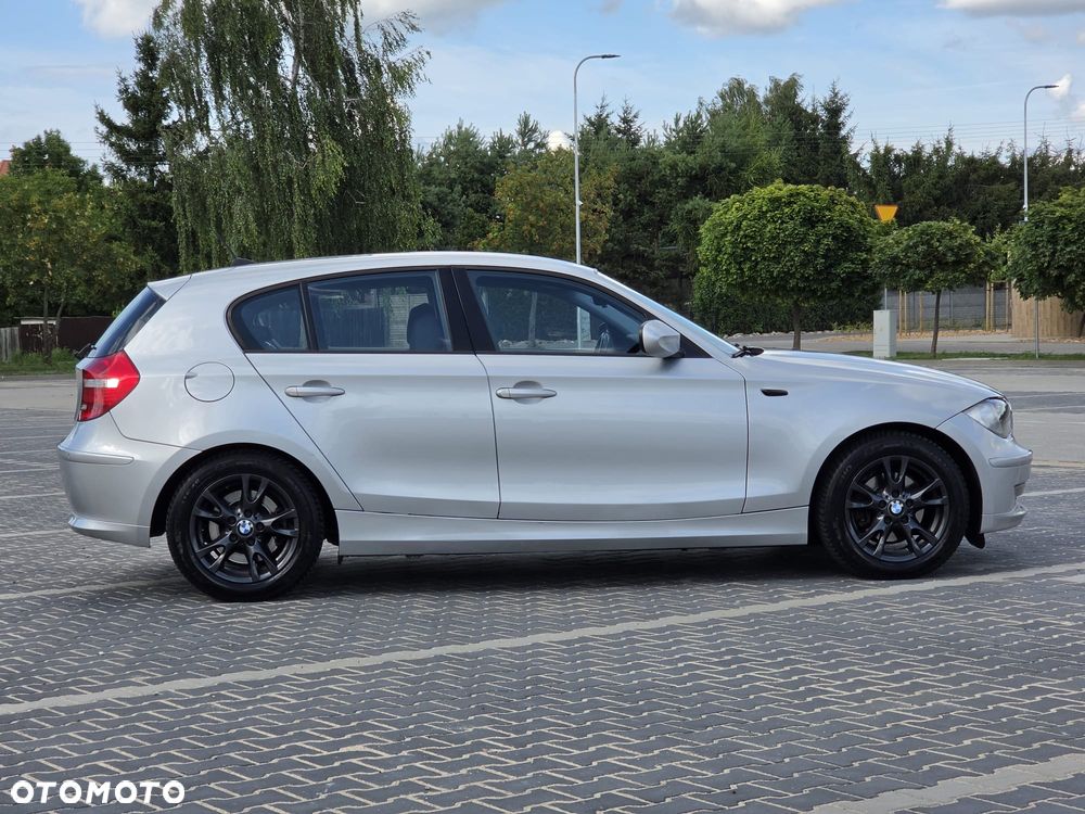 BMW Seria 1 118d - 4