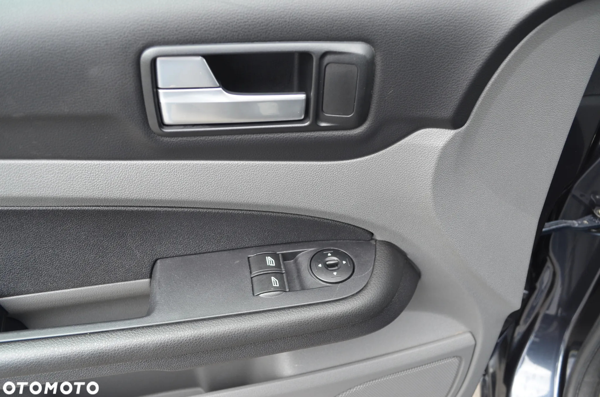 Ford Focus - 11