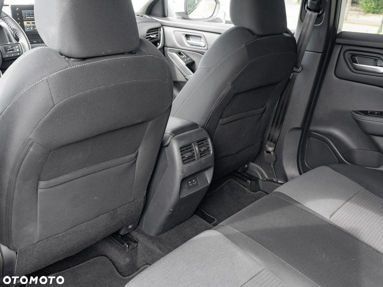 Nissan Qashqai - 23