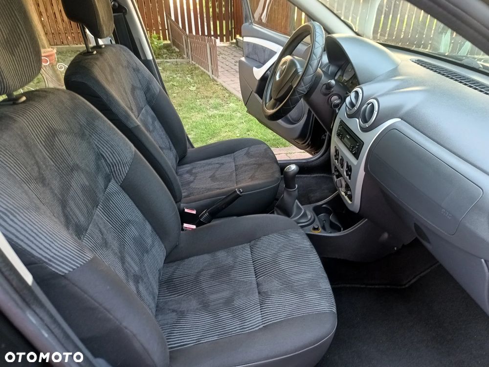 Dacia Sandero 1.6 Laureate - 16