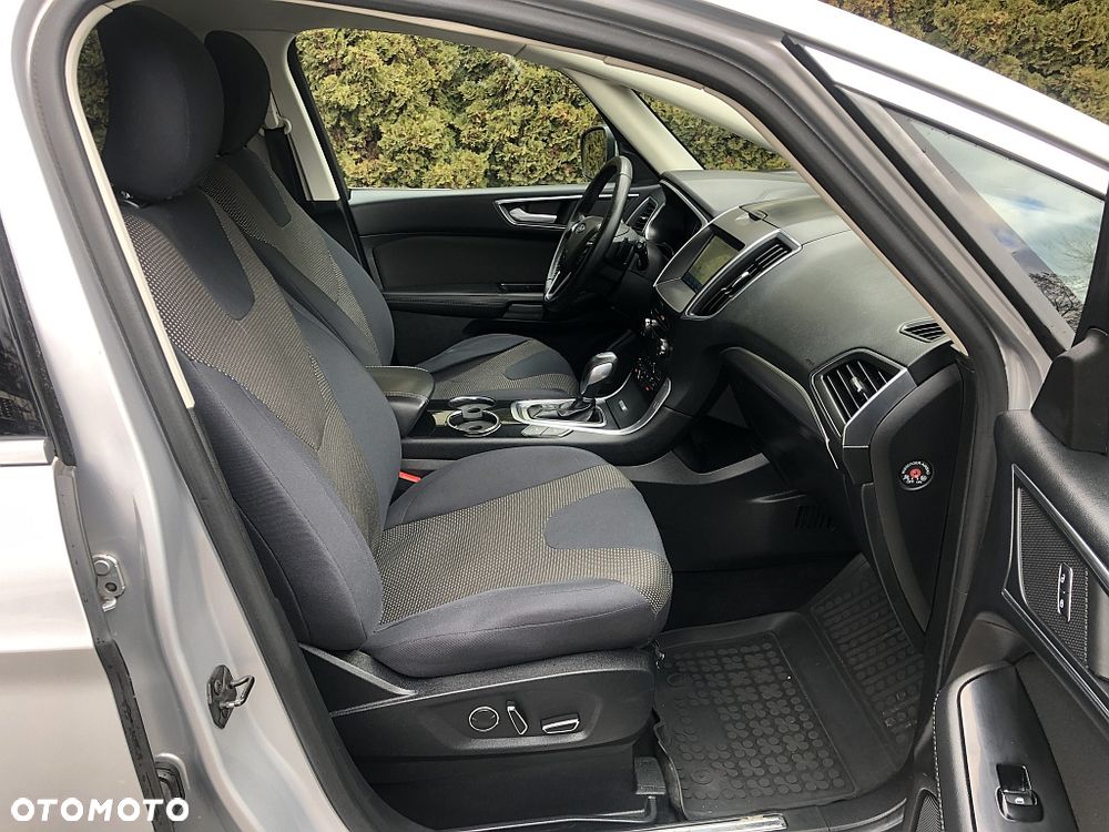 Ford S-Max 2.0 EcoBlue Titanium - 36