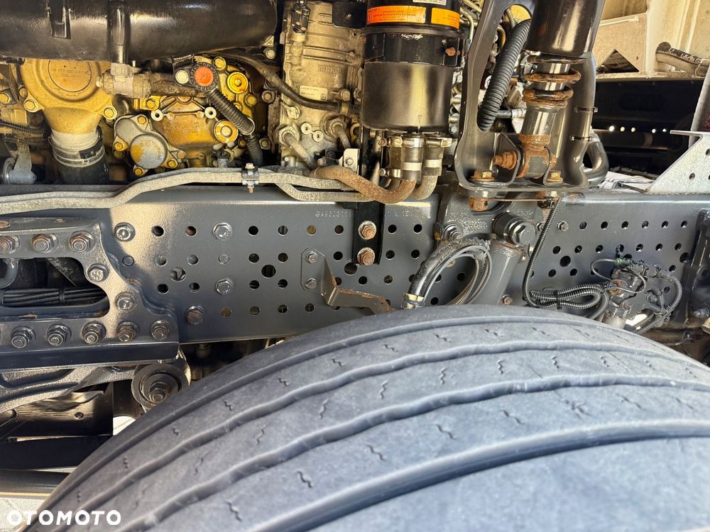 Mercedes-Benz Antos 2533 *Śmieciarka, ZOELLER MEDIUM XL 23, Euro 6, 158tyś Przebiegu* - 22