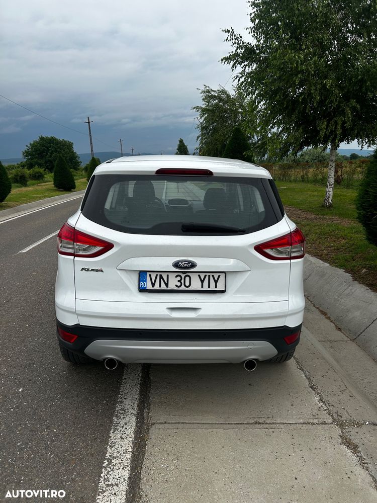 Ford Kuga 2.0 TDCi Powershift 4WD Titanium - 5