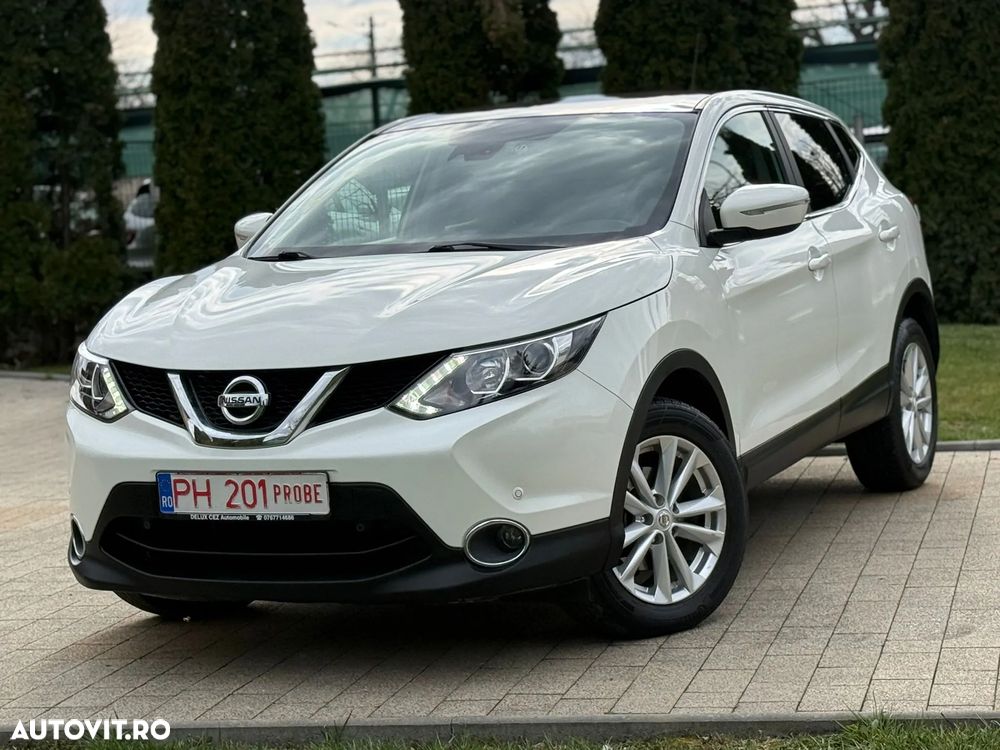 Nissan Qashqai 1.5 DCI N-Connecta - 2