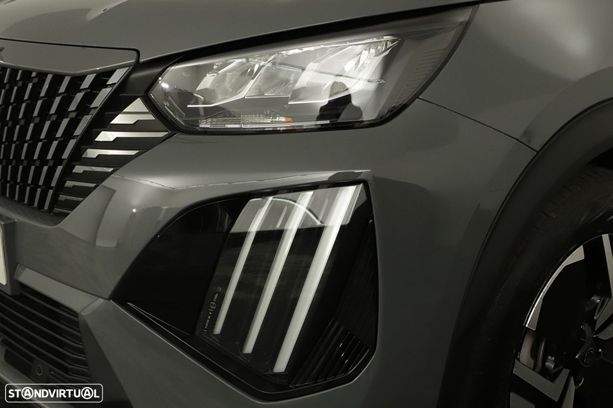 Peugeot 2008 1.2 PureTech Allure - 6
