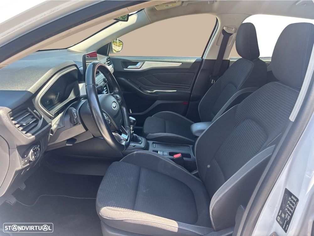 Ford Focus SW 1.5 TDCi EcoBlue Titanium - 12