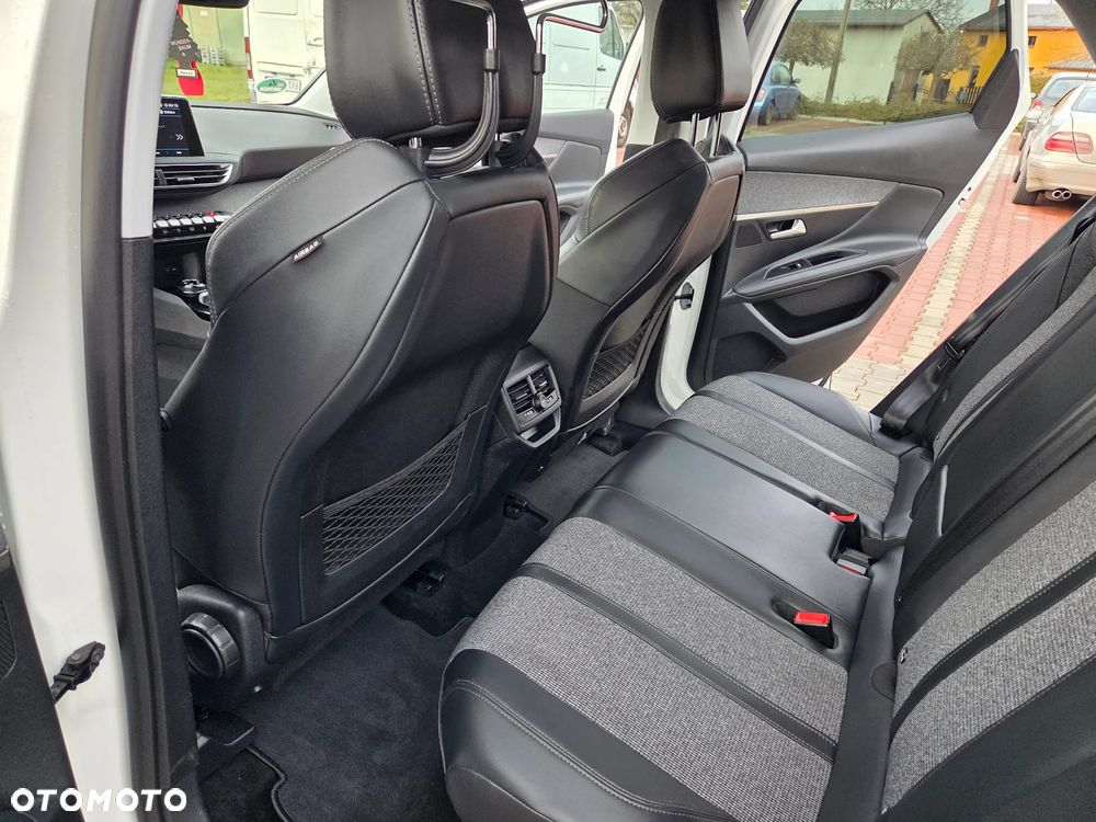 Peugeot 3008 1.5 BlueHDi Road Trip S&S - 16