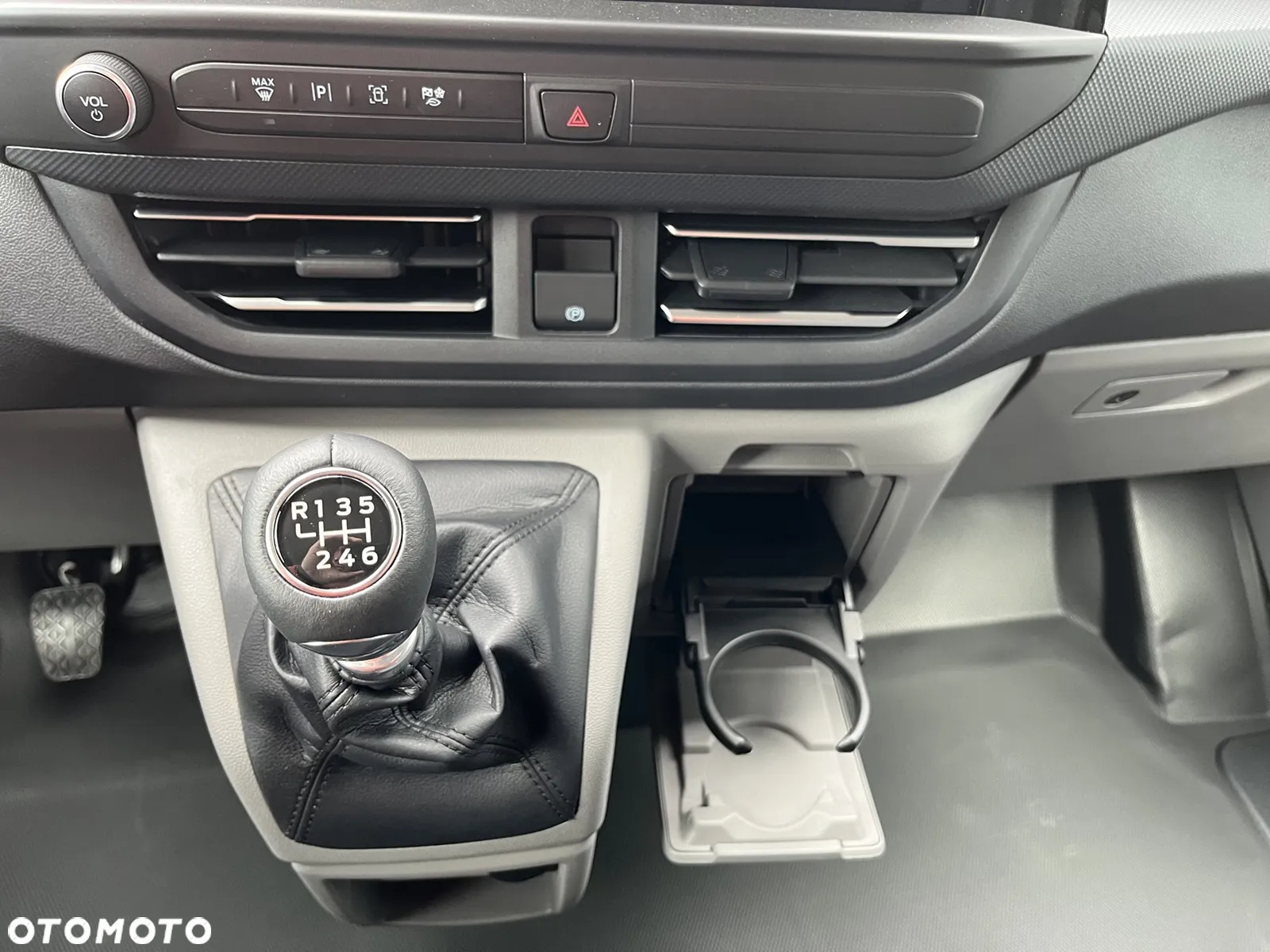 Ford Transit Custom V710 Limited 150 KM - 21