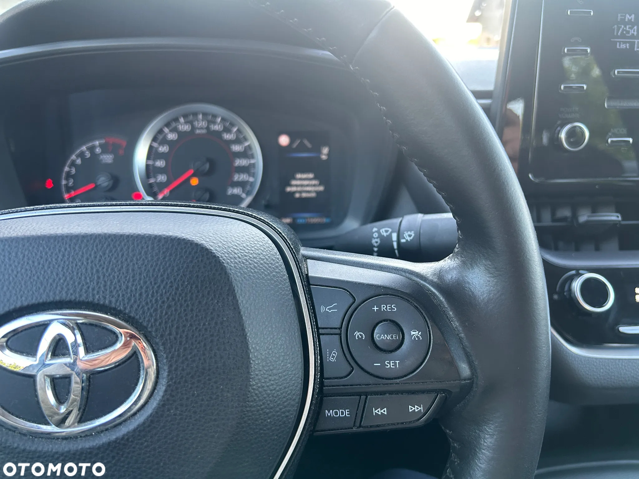 Toyota Corolla 1.6 Active - 14