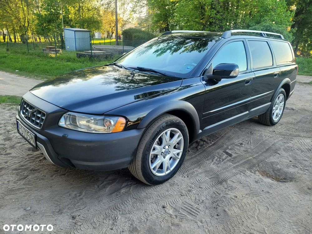 Volvo XC 70 D5 AWD Momentum - 2
