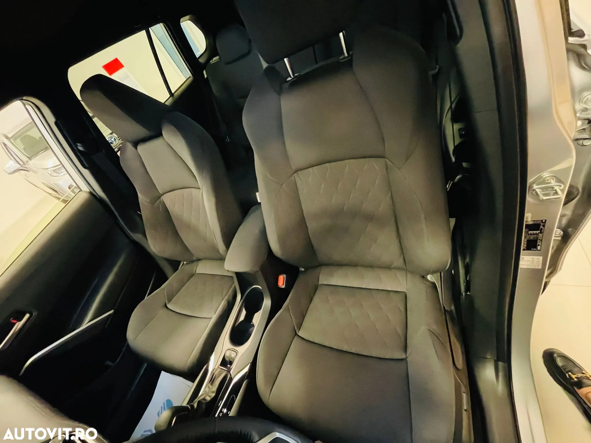 Toyota Corolla Cross 1.8I 2WD Dynamic - 9