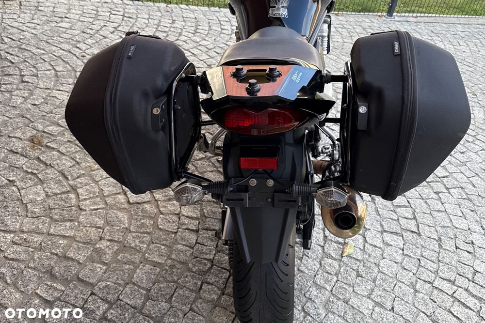 Suzuki Bandit - 12