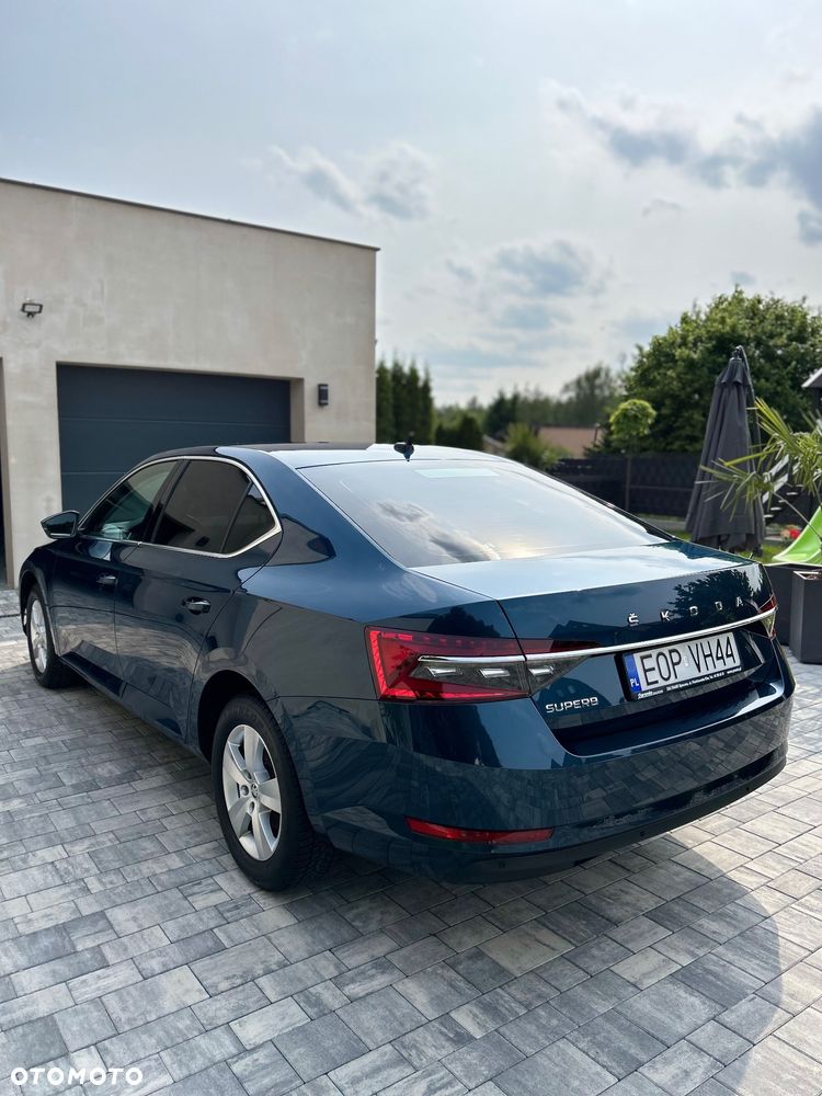 Skoda Superb 2.0 TDI Ambition DSG7 - 3