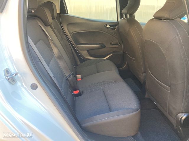 Renault Clio TCe 100 INTENS - 33