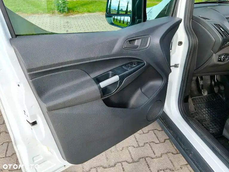 Ford Transit Connect - 19