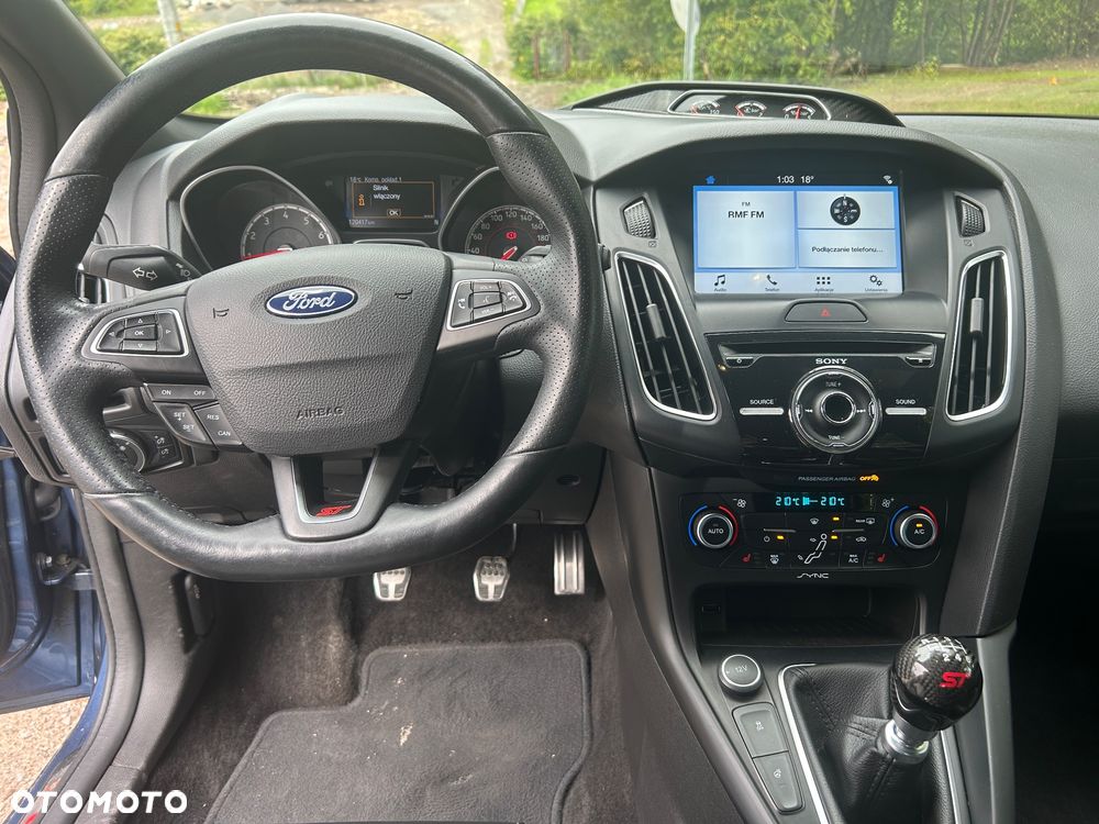 Ford Focus 2.0 EcoBoost ST - 6